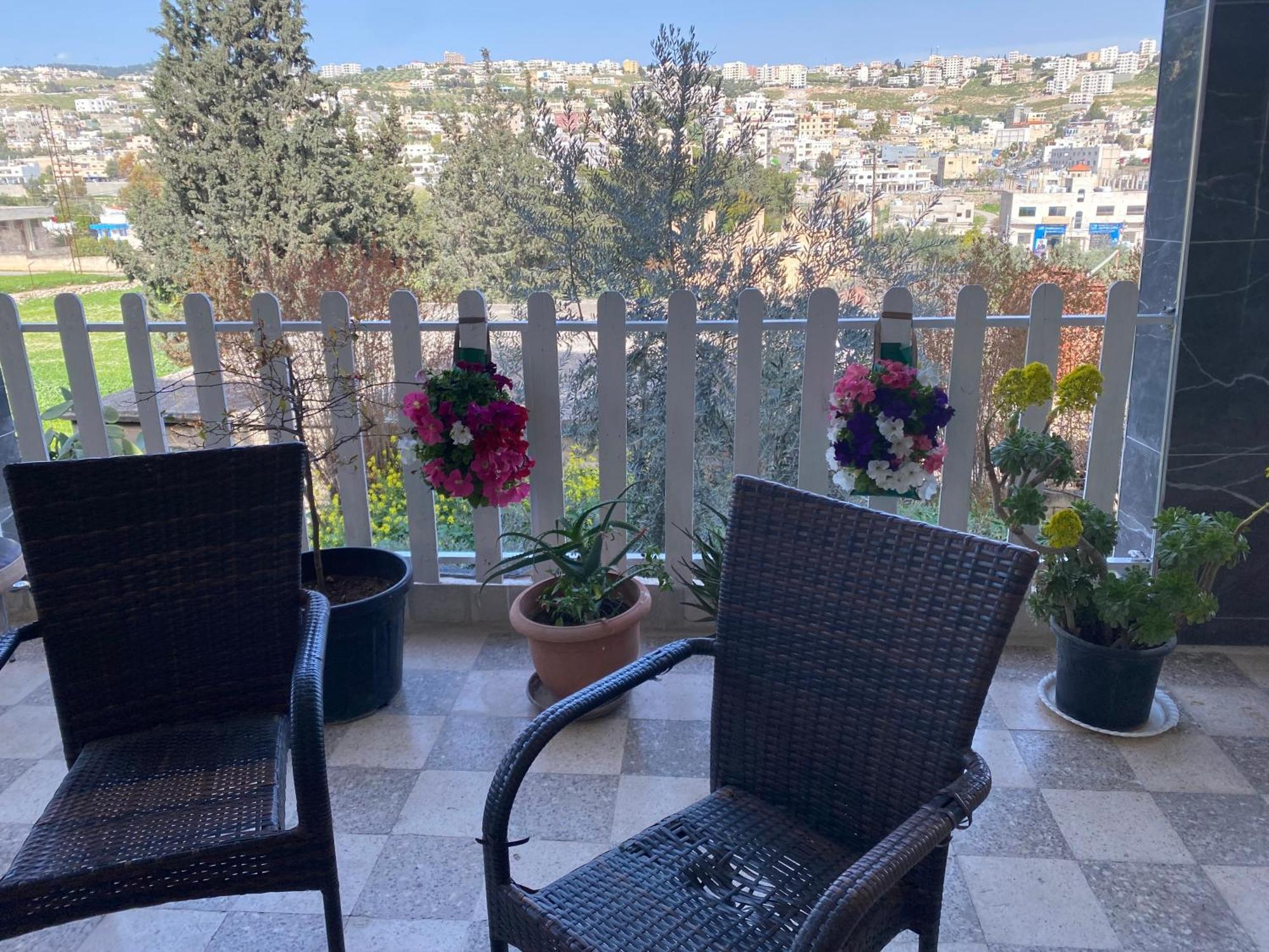 Huseein Rooms Jarash Buitenkant foto